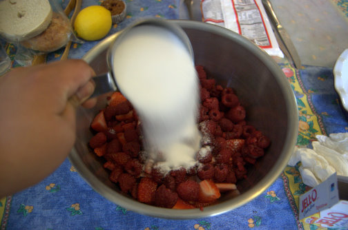 Raspberry Strawberry Walnut Pie